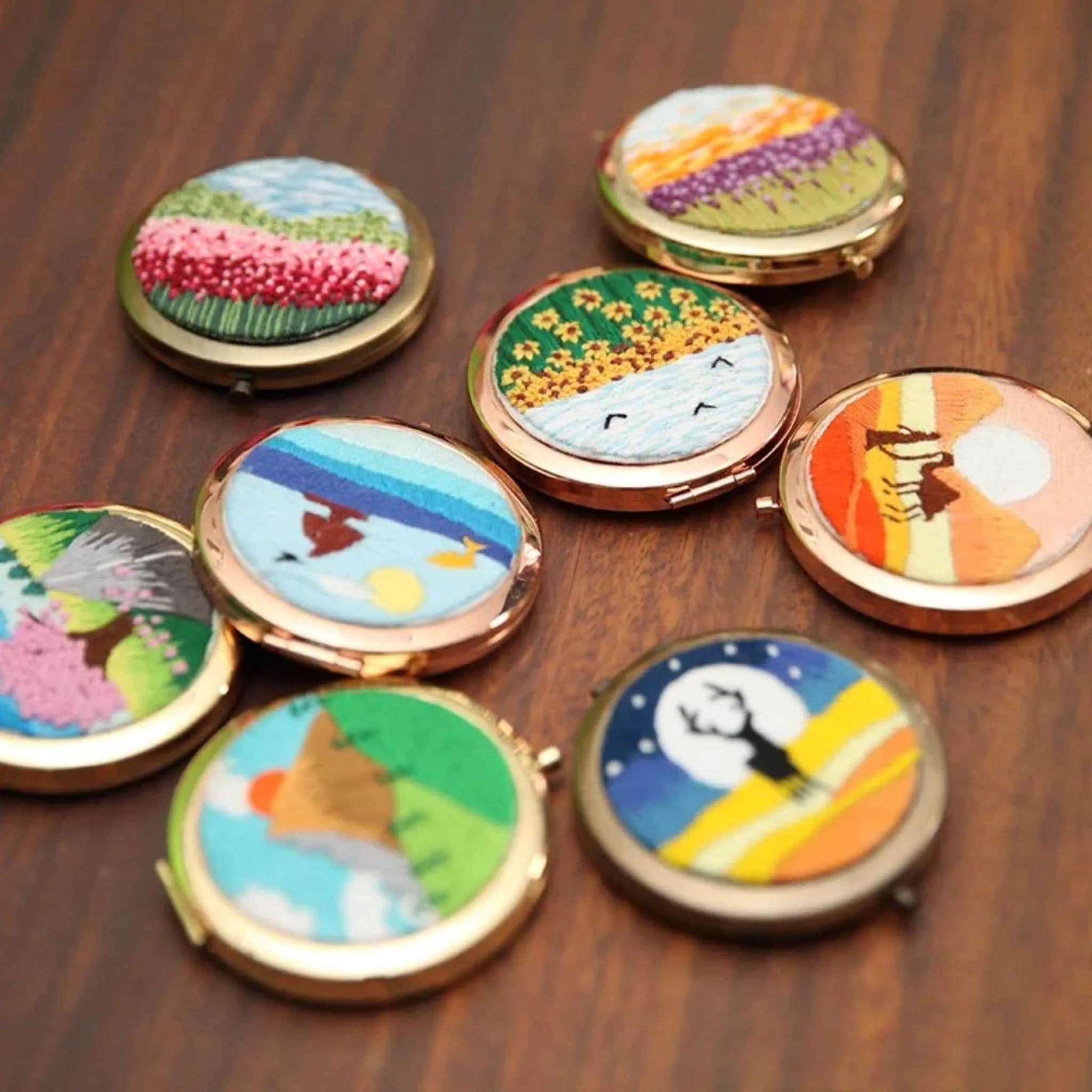 Compact Handbag Mirror Embroidery Kits DIY Beginner Embroidery Kit Adults Cross Stitch Craft Gift Idea