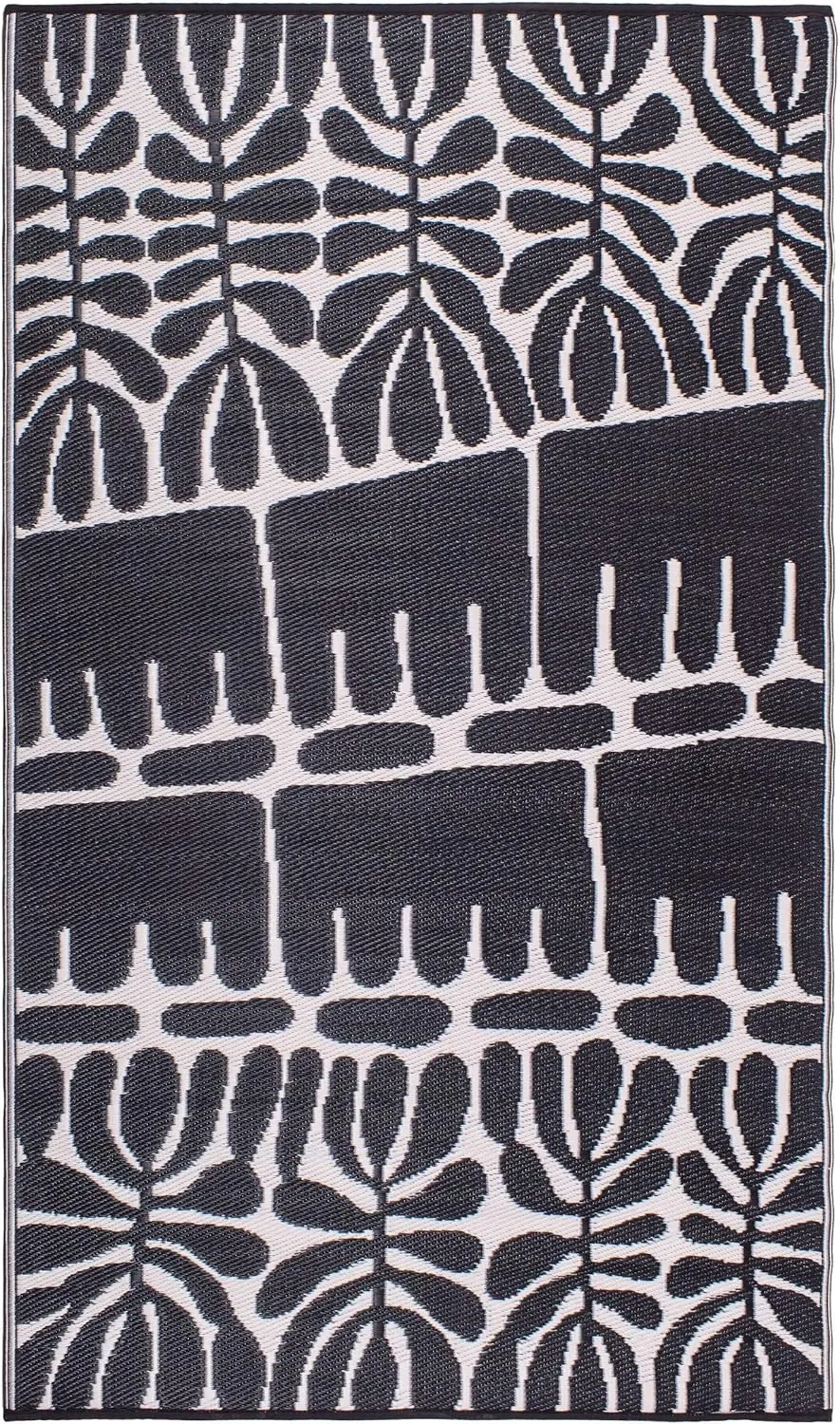 Fab Habitat Tribal Matisse Outdoor Rug - Waterproof, Fade Resistant, Crease-Free, Reversible - Premium Recycled Plastic - Patio Porch Balcony Deck - Serowe Blackwhite - 8x10 ft