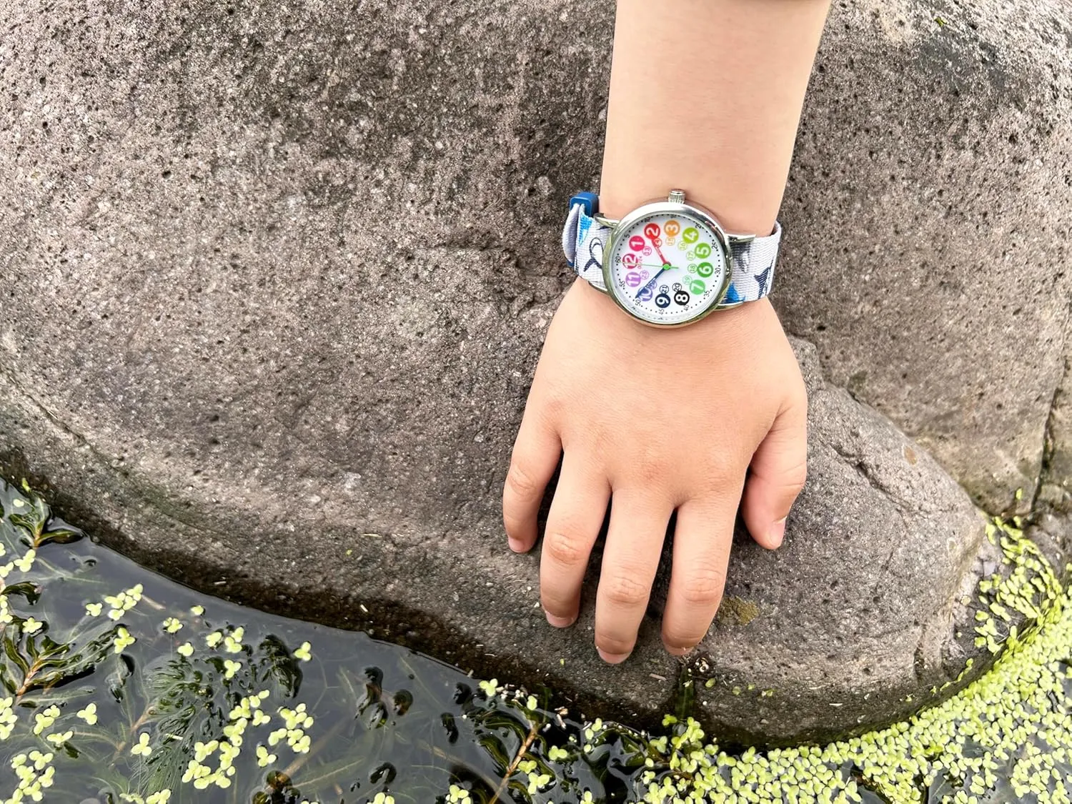 Kids Watch for Girls and Boys,for Children's Toddler Learning Time and Easy to Read Time, Adjustable Nylon Strap,Analog Watch for Boys and Girls Ages4~11