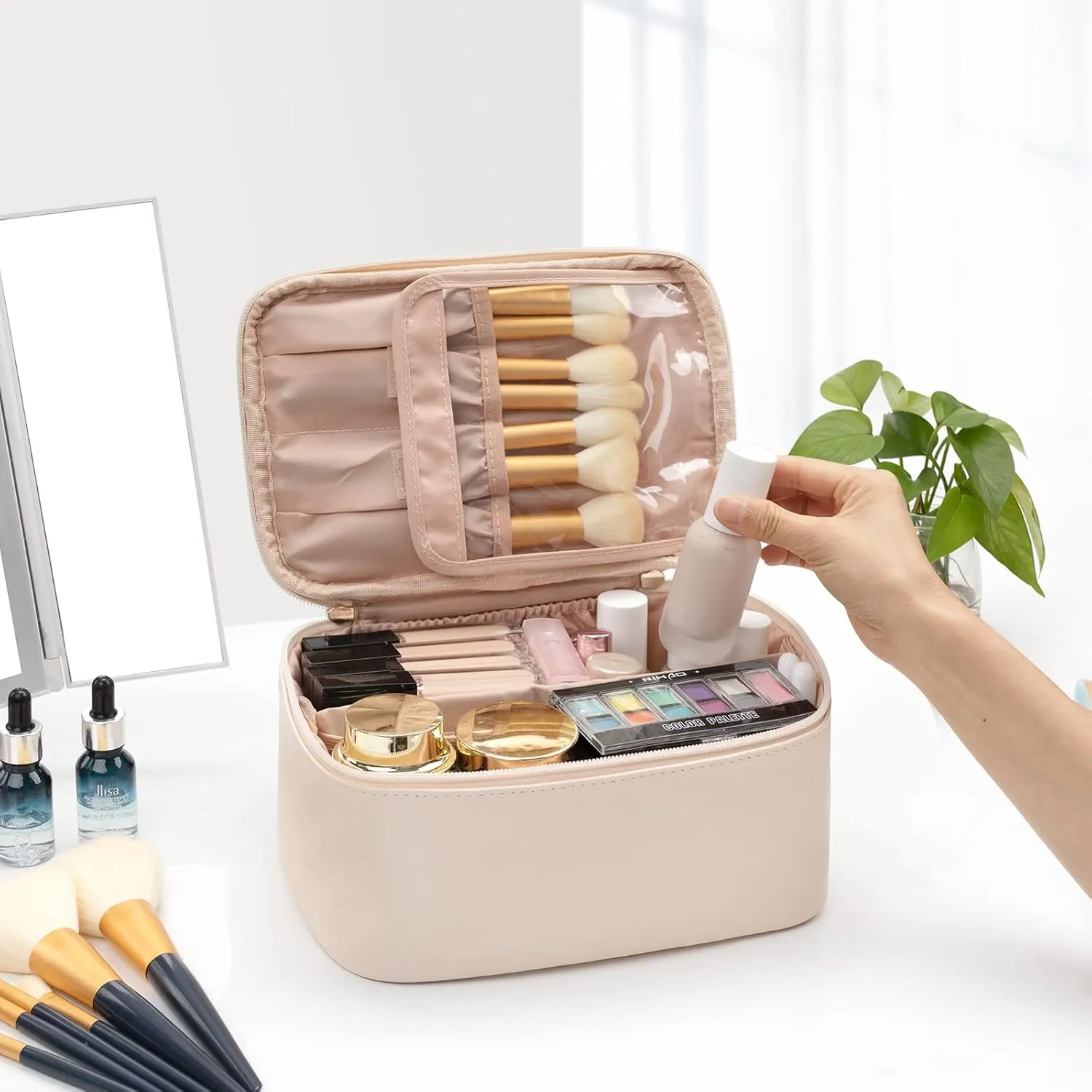 OCHEAL Makeup Bag, Portable Cosmetic Bag, Large Capacity Travel Make up Case Organizer, Makeup Bags For Women Toiletry Bag for Girls Traveling With Handle and Divider- Beige