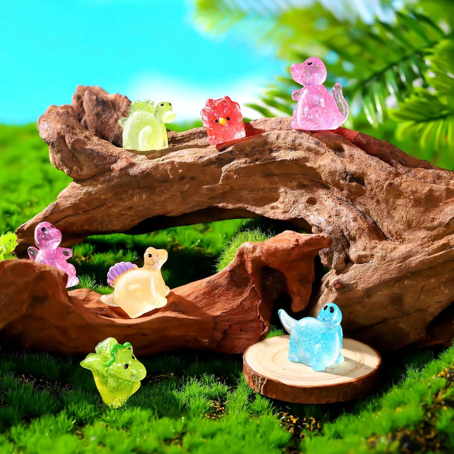 Poen 96 Pcs Glitter Mini Dinosaur Figures Resin Tiny Small Dinosaur Toys Garden Realistic Miniature Figurines for Bag Cake Topper Birthday Party Favors