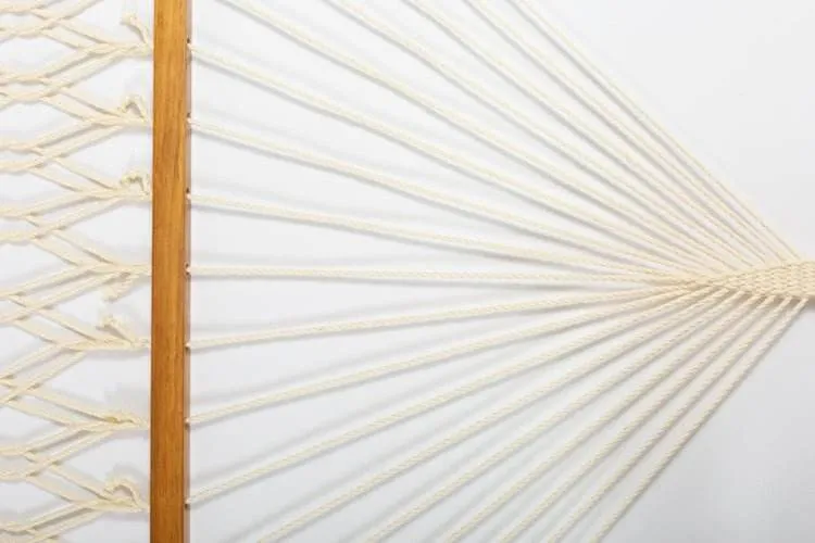 Resort King Polyester Rope Hammock in Cream