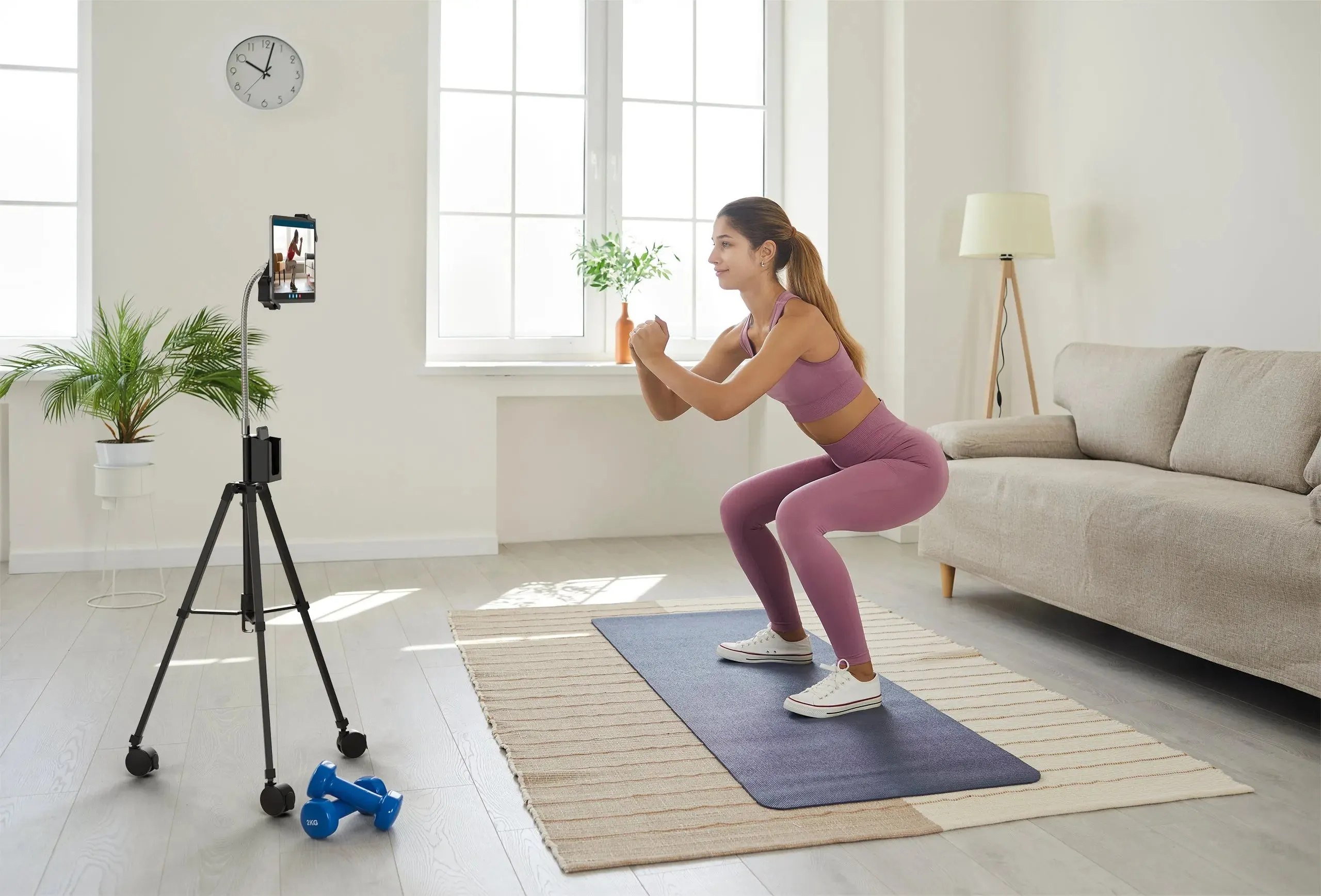 Rolling Tripod Floor Stand